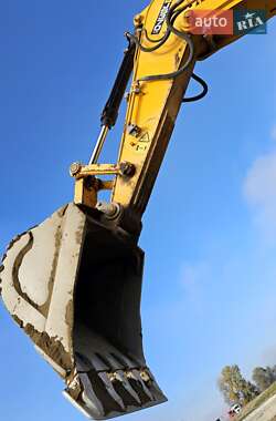 Гусеничный экскаватор JCB JS 370 2016 в 