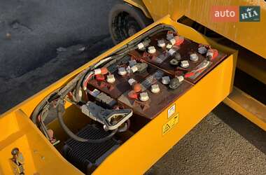 Ножничный подъемник JCB S 2632E 2020 в 