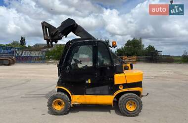 Телескопический погрузчик JCB TLT 2011 в 