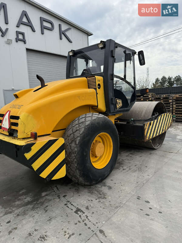 Каток ґрунтовий JCB Vibromax 115 2006 в Львові