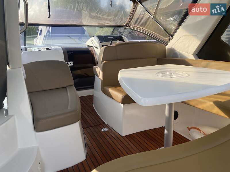 Моторная яхта Jeanneau Leader 2015 в Днепре фото 32 Моторная яхта Jeanneau Leader 2015 в Днепре