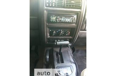 Внедорожник / Кроссовер Jeep Cherokee 2000 в 