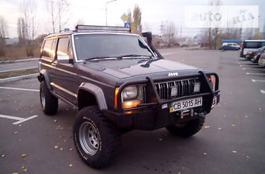 Позашляховик / Кросовер Jeep Cherokee 1989 в Києві