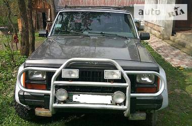 Внедорожник / Кроссовер Jeep Cherokee 1989 в Ивано-Франковске