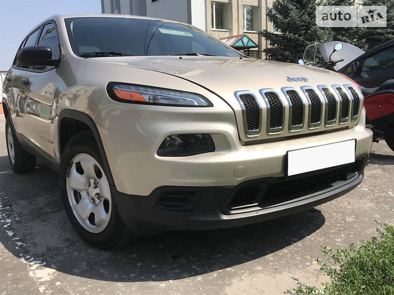 Внедорожник / Кроссовер Jeep Cherokee 2014 в Сумах