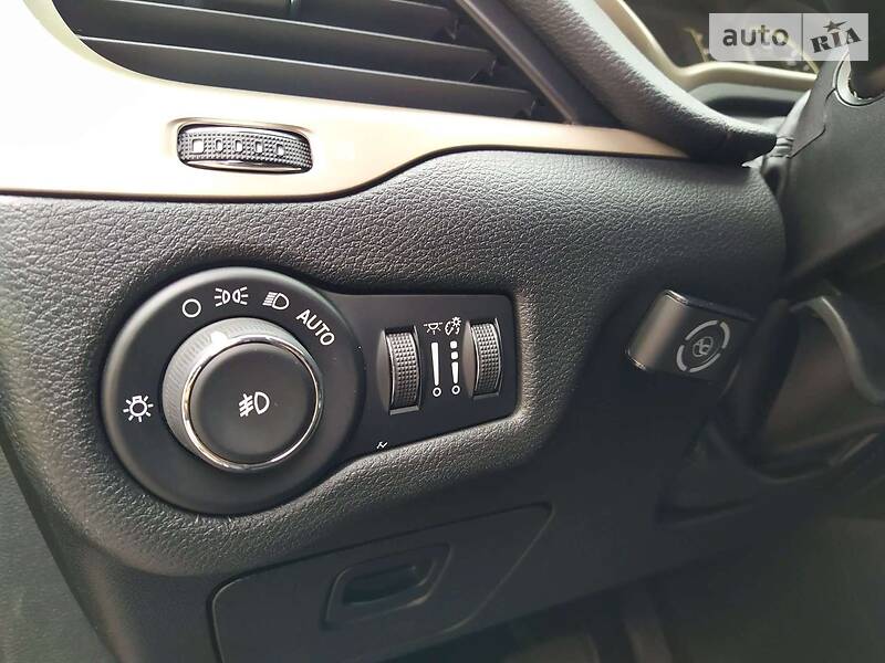 Позашляховик / Кросовер Jeep Cherokee 2017 в Миколаєві