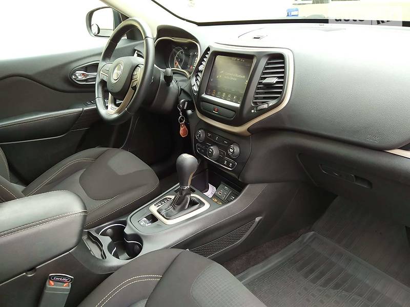 Позашляховик / Кросовер Jeep Cherokee 2017 в Миколаєві