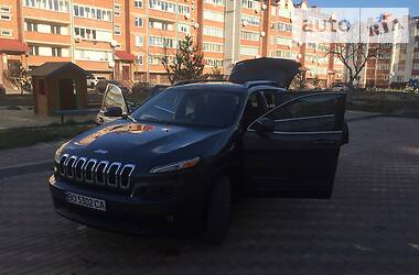 Внедорожник / Кроссовер Jeep Cherokee 2015 в Чорткове