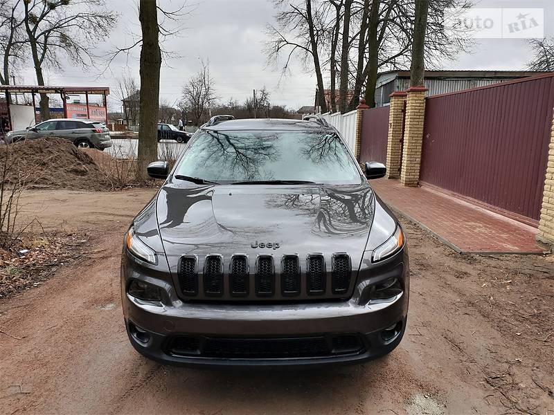 Внедорожник / Кроссовер Jeep Cherokee 2018 в Коростене