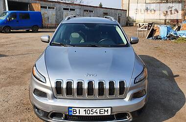 Позашляховик / Кросовер Jeep Cherokee 2014 в 