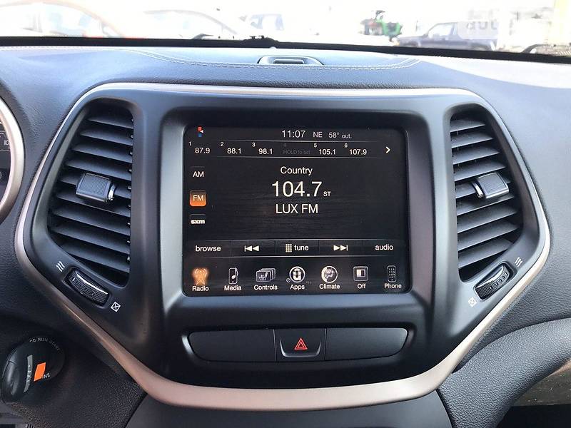 Позашляховик / Кросовер Jeep Cherokee 2015 в Львові