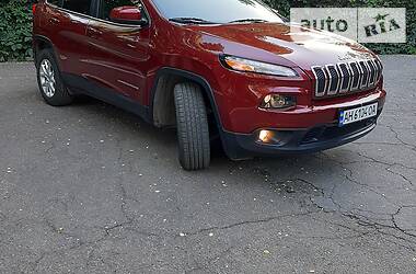 Внедорожник / Кроссовер Jeep Cherokee 2015 в Киеве