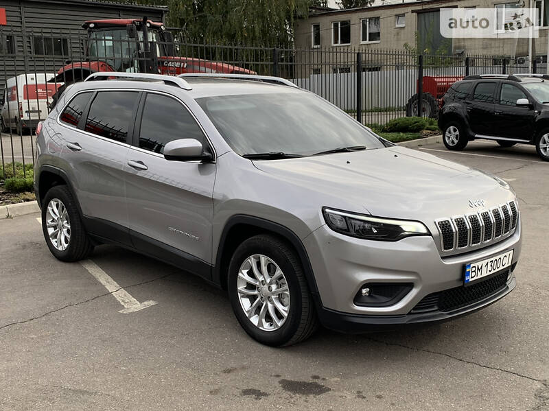 Внедорожник / Кроссовер Jeep Cherokee 2018 в Сумах