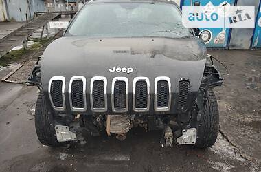 Внедорожник / Кроссовер Jeep Cherokee 2015 в Киеве