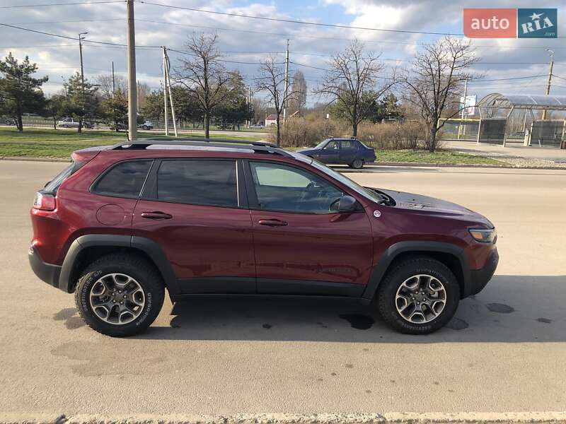 Внедорожник / Кроссовер Jeep Cherokee 2020 в Днепре