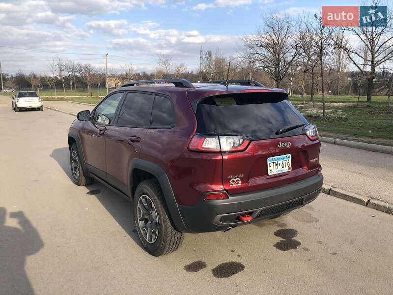 Внедорожник / Кроссовер Jeep Cherokee 2020 в Днепре