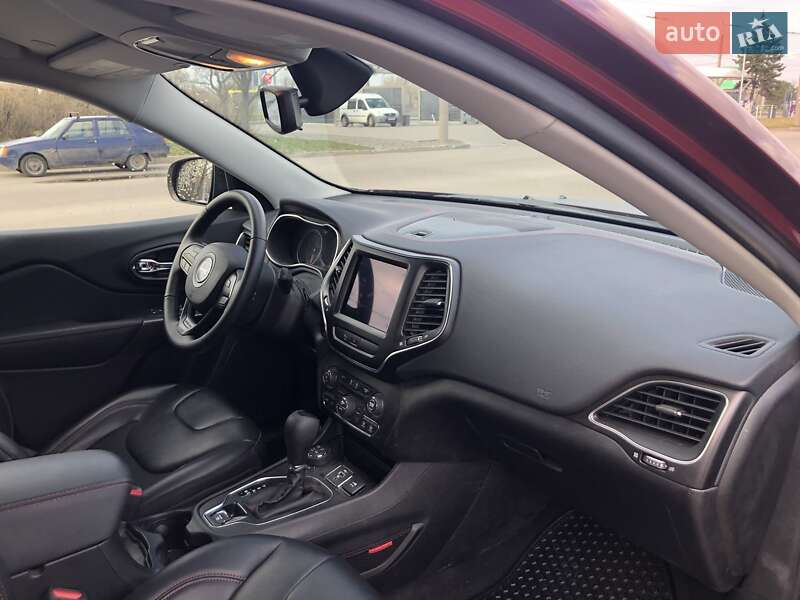 Внедорожник / Кроссовер Jeep Cherokee 2020 в Днепре