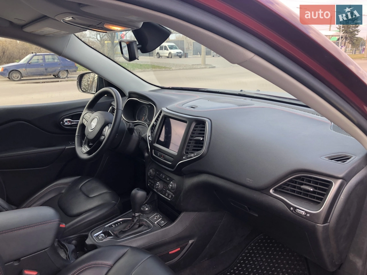 2020 Jeep Cherokee - мініатюра 16
