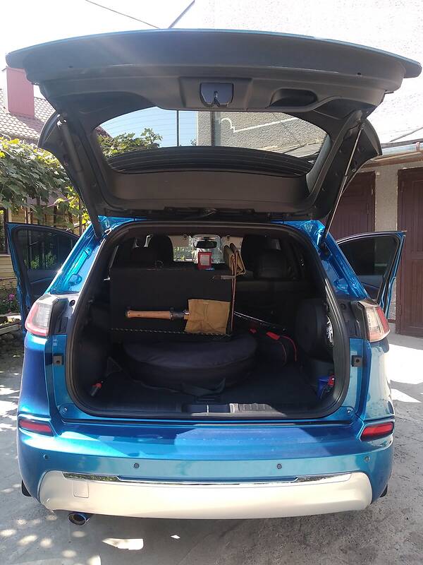 Позашляховик / Кросовер Jeep Cherokee 2019 в Івано-Франківську фото 6 Позашляховик / Кросовер Jeep Cherokee 2019 в Івано-Франківську