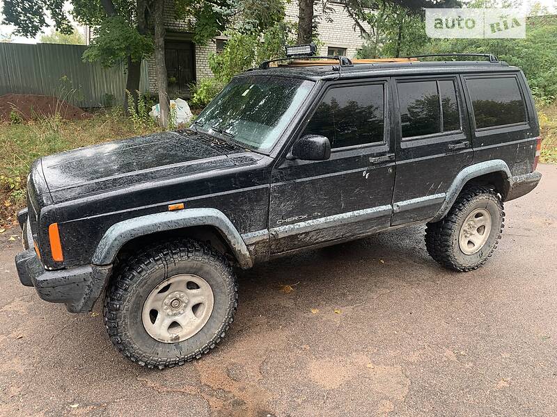 Внедорожник / Кроссовер Jeep Cherokee 1997 в Житомире