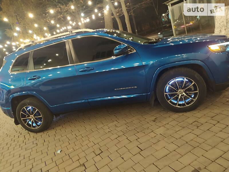 Позашляховик / Кросовер Jeep Cherokee 2019 в Івано-Франківську фото 48 Позашляховик / Кросовер Jeep Cherokee 2019 в Івано-Франківську