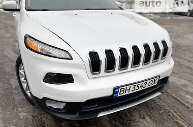 Внедорожник / Кроссовер Jeep Cherokee 2016 в Ровно