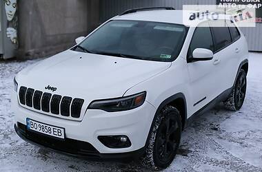 Внедорожник / Кроссовер Jeep Cherokee 2019 в 