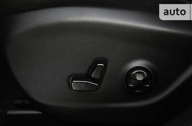 Внедорожник / Кроссовер Jeep Cherokee 2019 в 