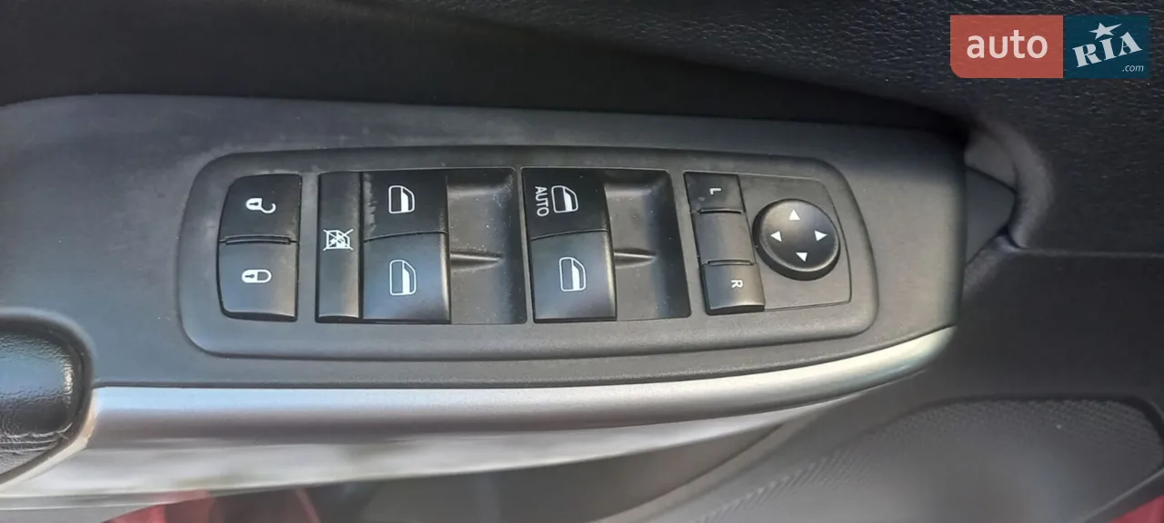 2019 Jeep Cherokee - мініатюра 26