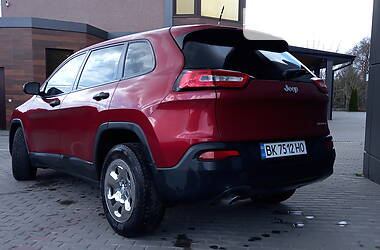 Позашляховик / Кросовер Jeep Cherokee 2015 в Рівному