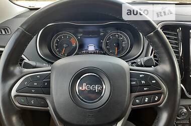 Внедорожник / Кроссовер Jeep Cherokee 2019 в Днепре