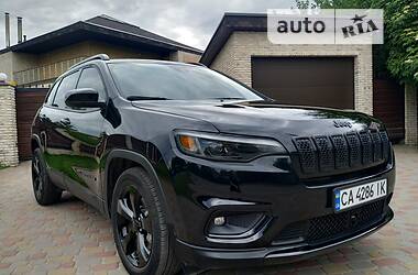 Позашляховик / Кросовер Jeep Cherokee 2021 в 