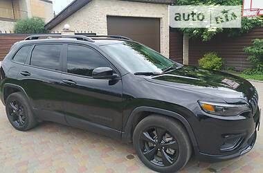 Позашляховик / Кросовер Jeep Cherokee 2021 в 