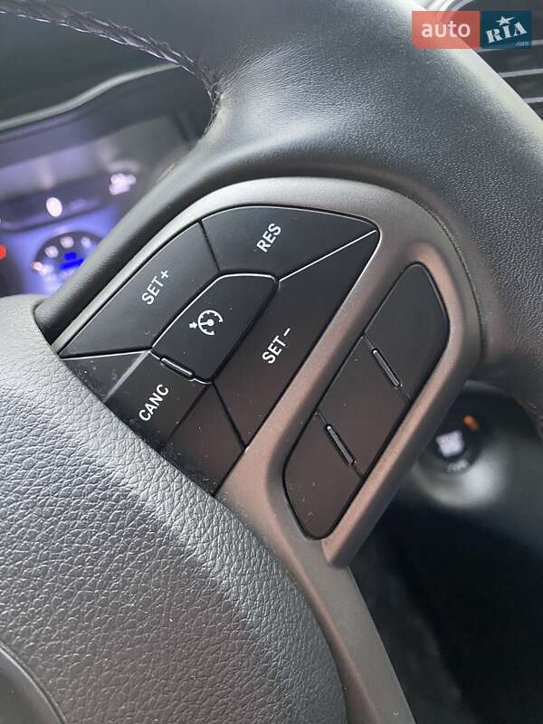 Внедорожник / Кроссовер Jeep Cherokee 2018 в Виннице