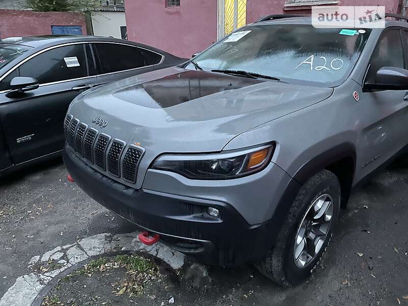 Внедорожник / Кроссовер Jeep Cherokee 2019 в Днепре