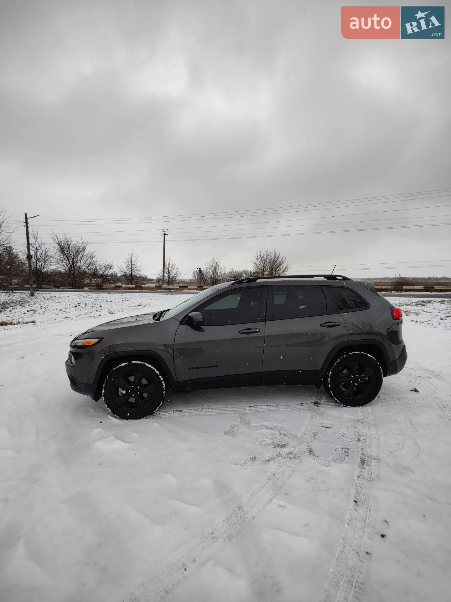 2017 Jeep Cherokee - мініатюра 12