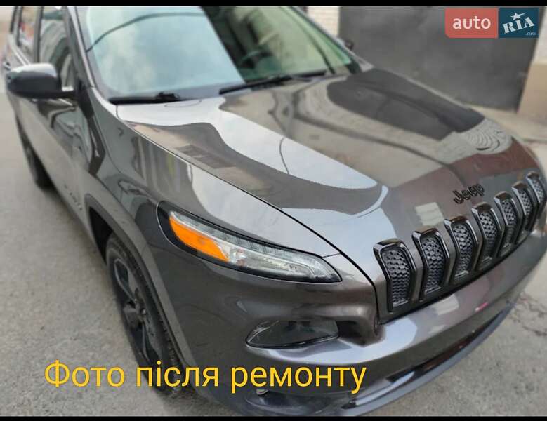 Внедорожник / Кроссовер Jeep Cherokee 2017 в Киеве