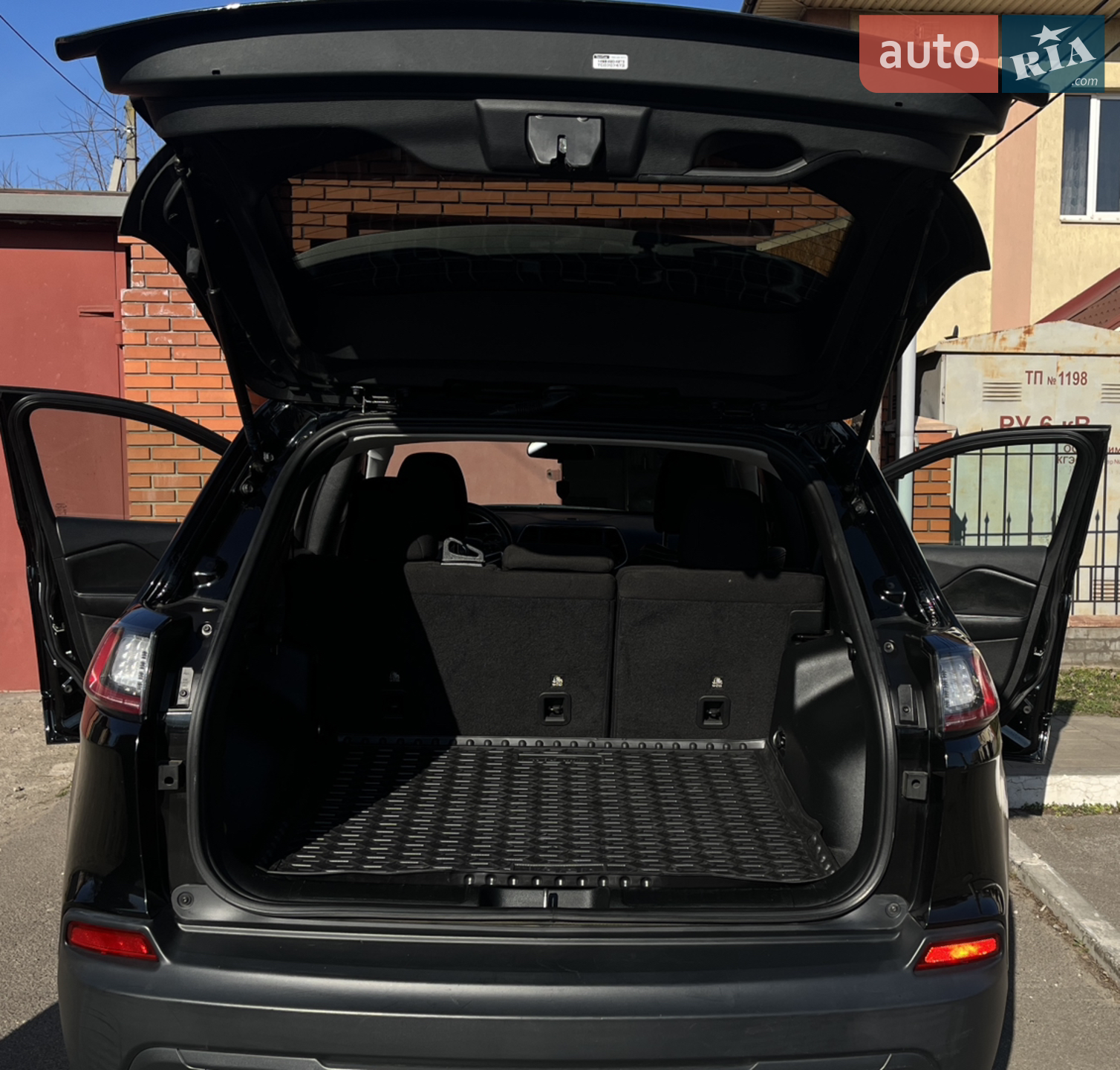2018 Jeep Cherokee - мініатюра 12