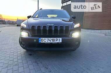 Позашляховик / Кросовер Jeep Cherokee 2016 в Львові