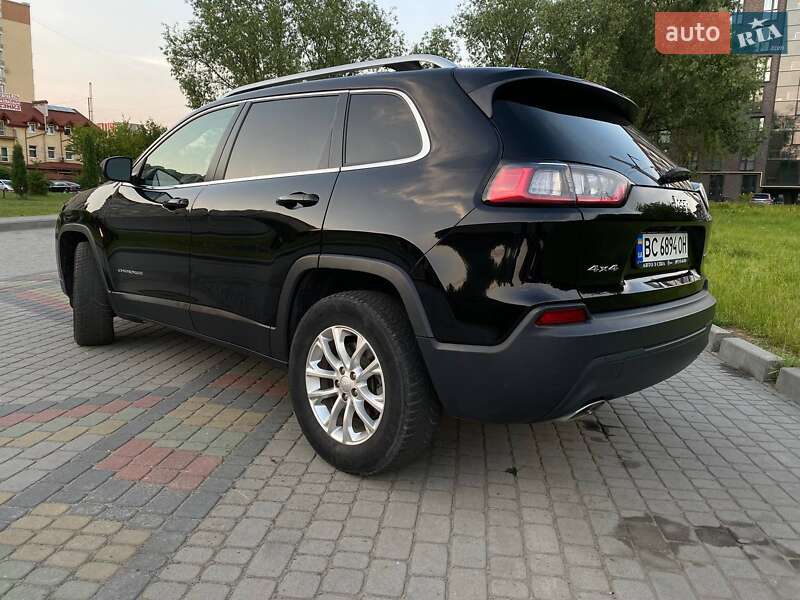 Внедорожник / Кроссовер Jeep Cherokee 2018 в Львове
