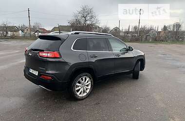 Внедорожник / Кроссовер Jeep Cherokee 2016 в Киеве