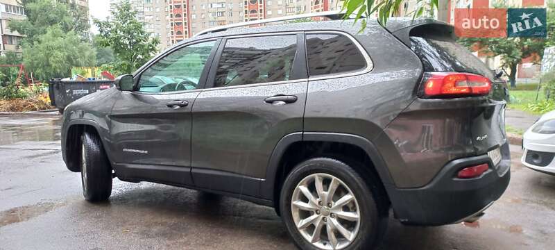 Позашляховик / Кросовер Jeep Cherokee 2015 в Києві фото 4 Позашляховик / Кросовер Jeep Cherokee 2015 в Києві