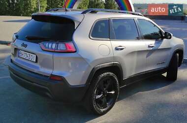 Внедорожник / Кроссовер Jeep Cherokee 2019 в 