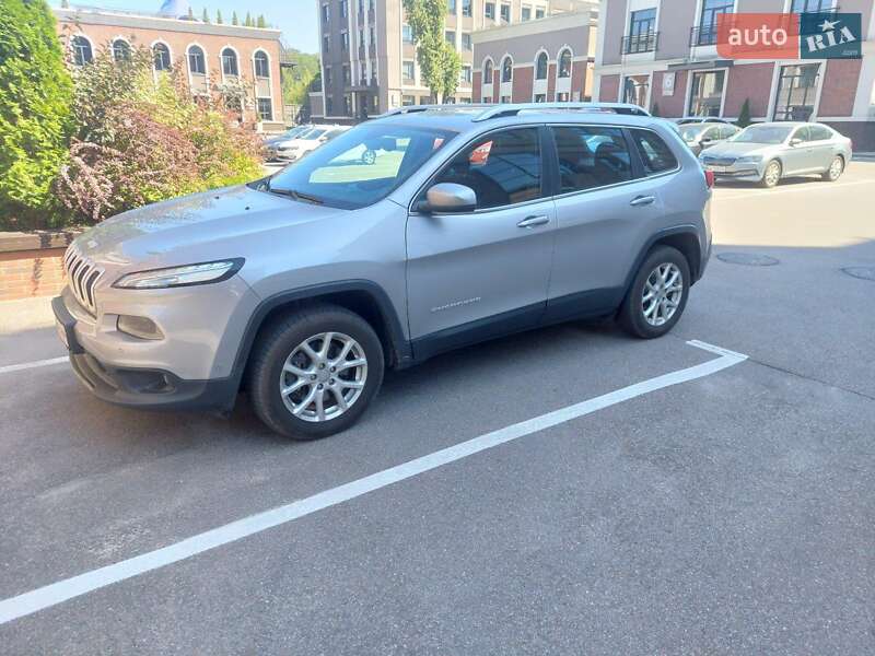 Внедорожник / Кроссовер Jeep Cherokee 2018 в Киеве фото 4 Внедорожник / Кроссовер Jeep Cherokee 2018 в Киеве