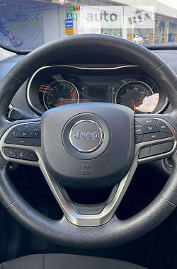 Внедорожник / Кроссовер Jeep Cherokee 2018 в Перемышлянах