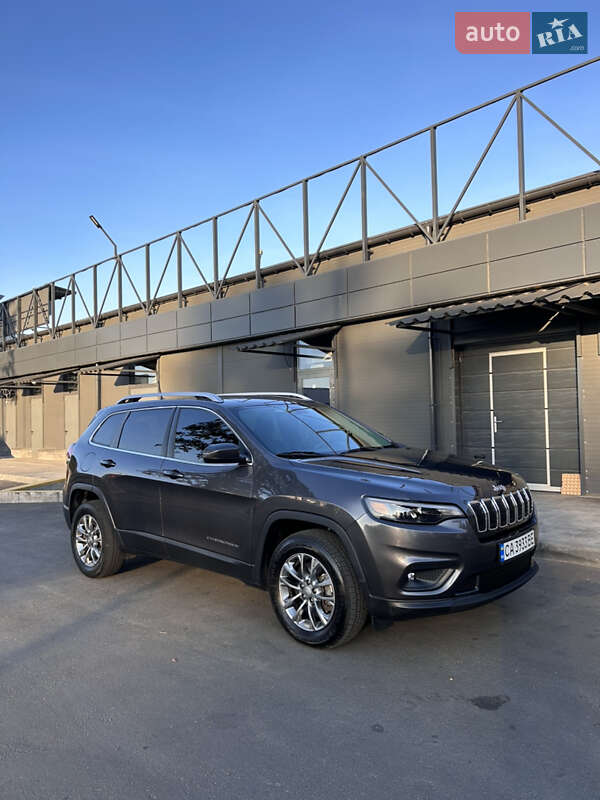 Позашляховик / Кросовер Jeep Cherokee 2018 в Умані