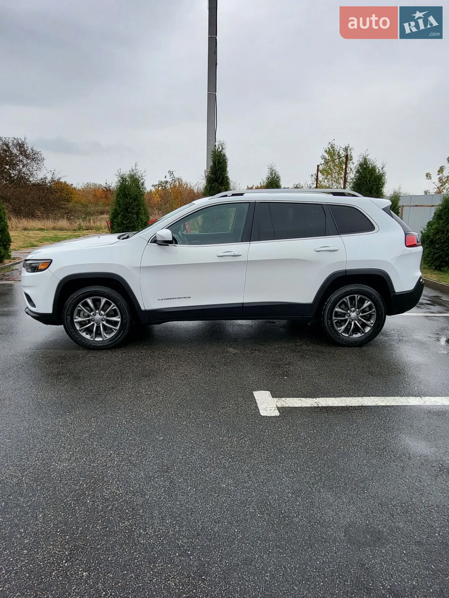 2020 Jeep Cherokee - мініатюра 2