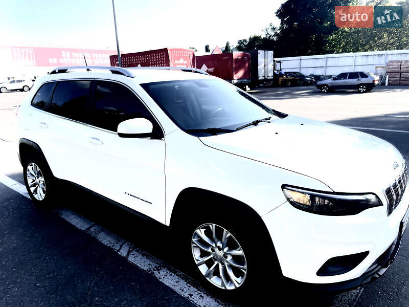 Внедорожник / Кроссовер Jeep Cherokee 2018 в Кременчуге