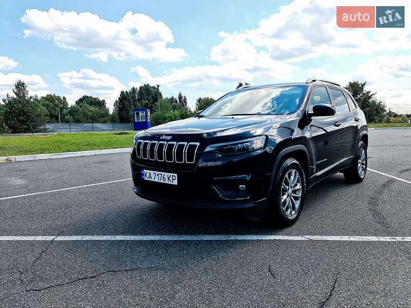 Позашляховик / Кросовер Jeep Cherokee 2021 в Києві