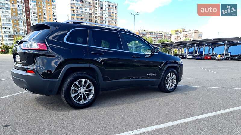 Позашляховик / Кросовер Jeep Cherokee 2021 в Києві